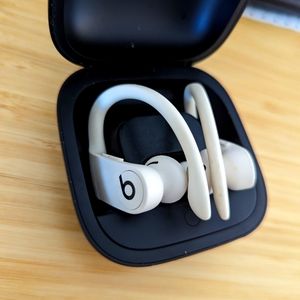 Powerbeats pro wireless headphones